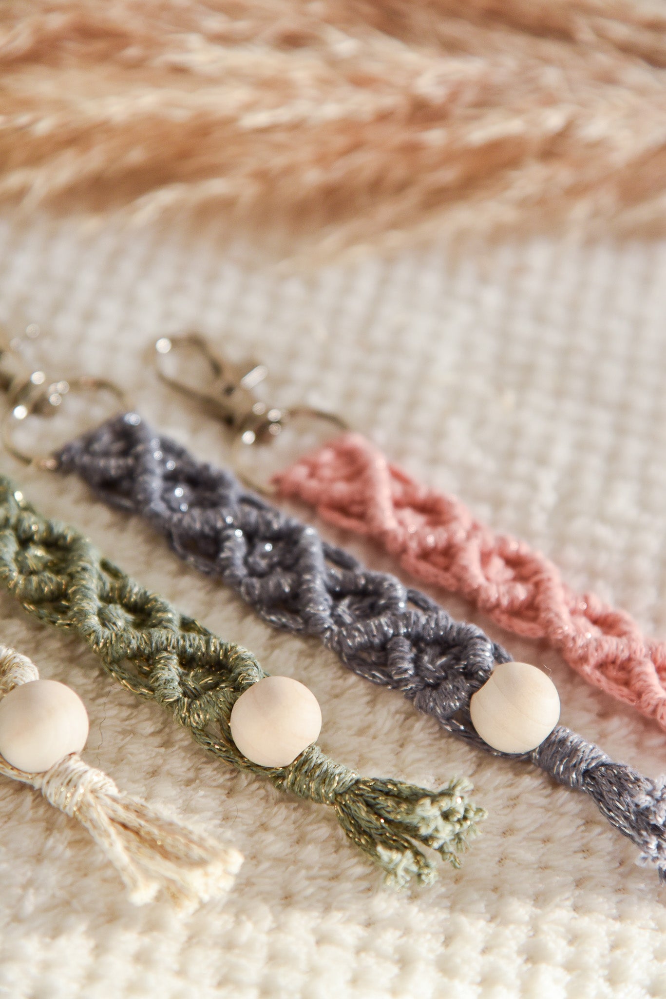 Porte clé macramé pailleté personnalisable