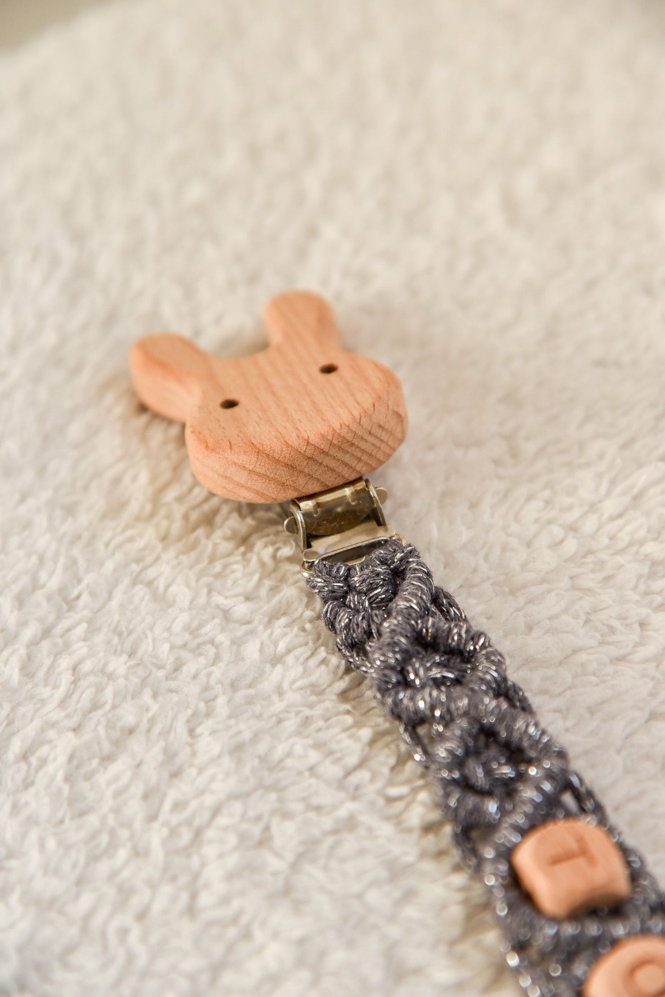 Attache tétine pailletée personnalisable