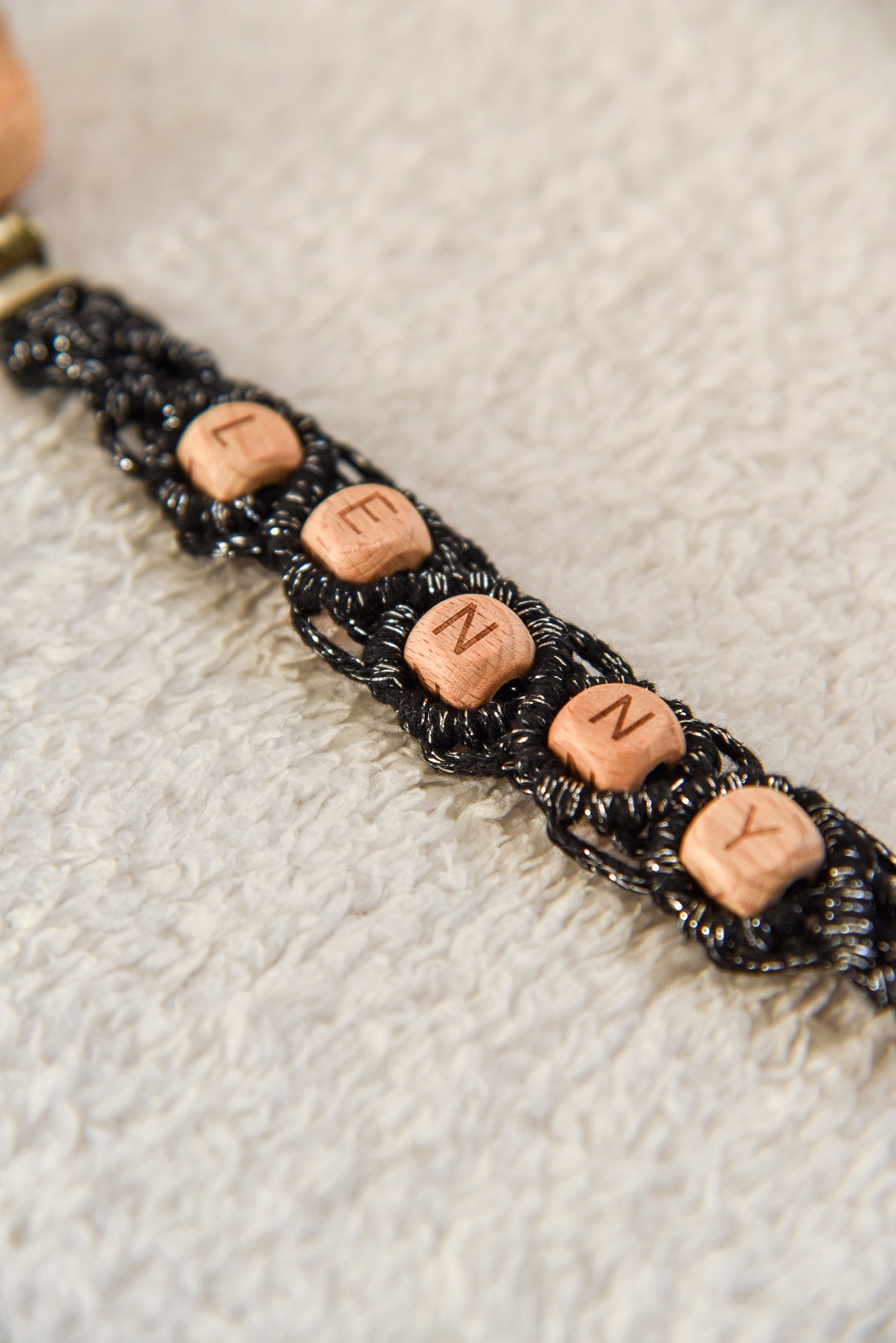 Attache tétine pailletée personnalisable