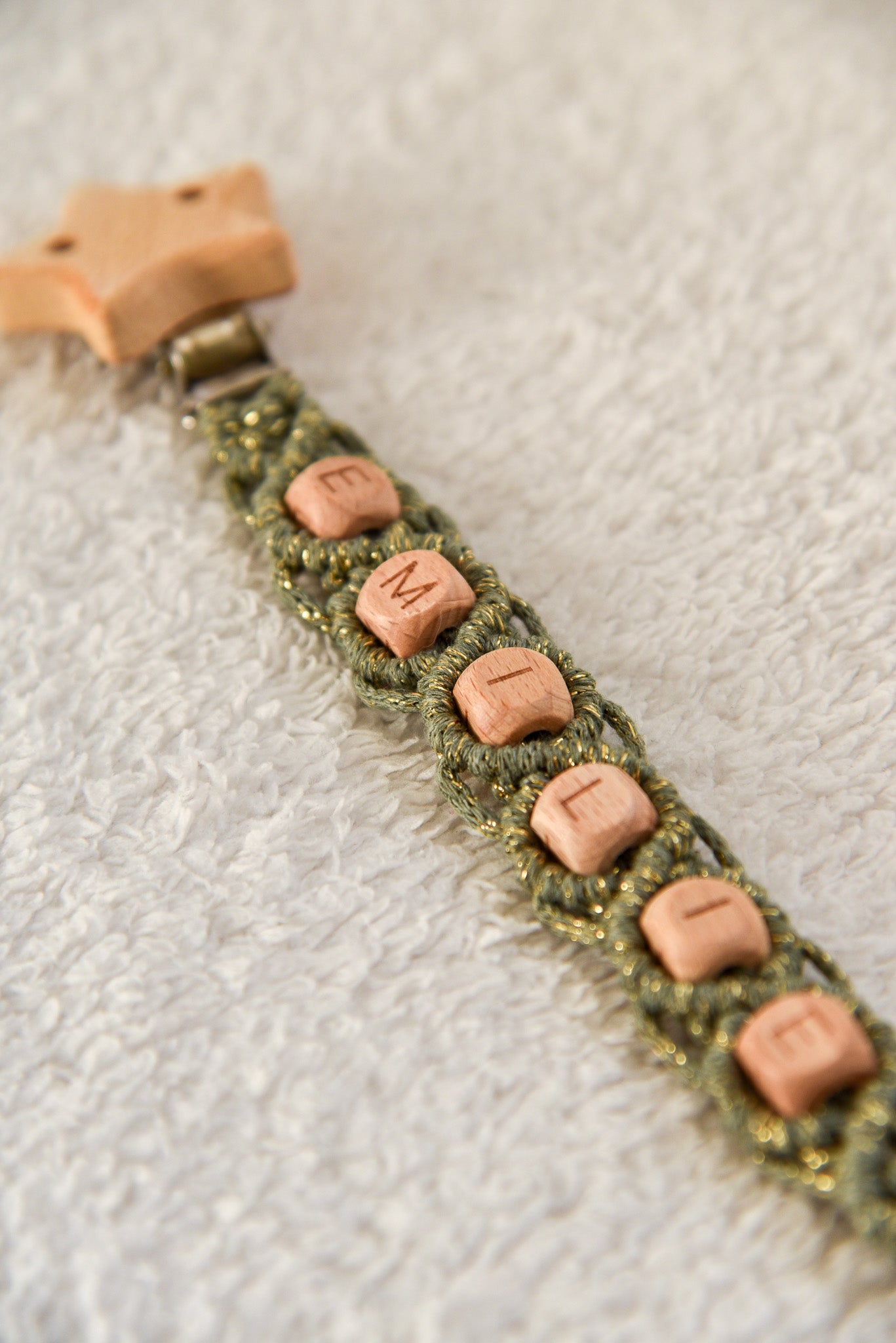 Attache tétine pailletée personnalisable