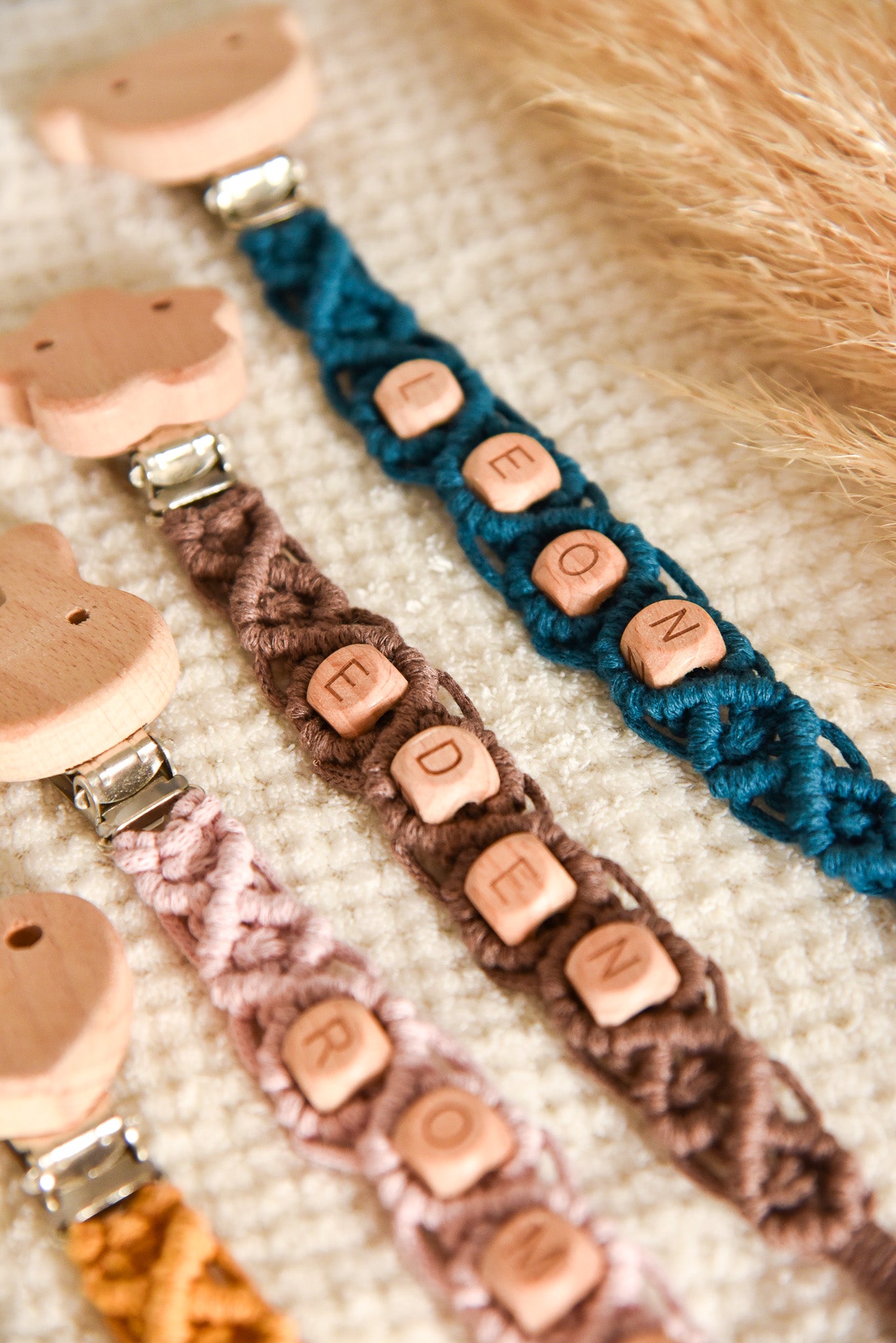 Attache tétine simple personnalisable