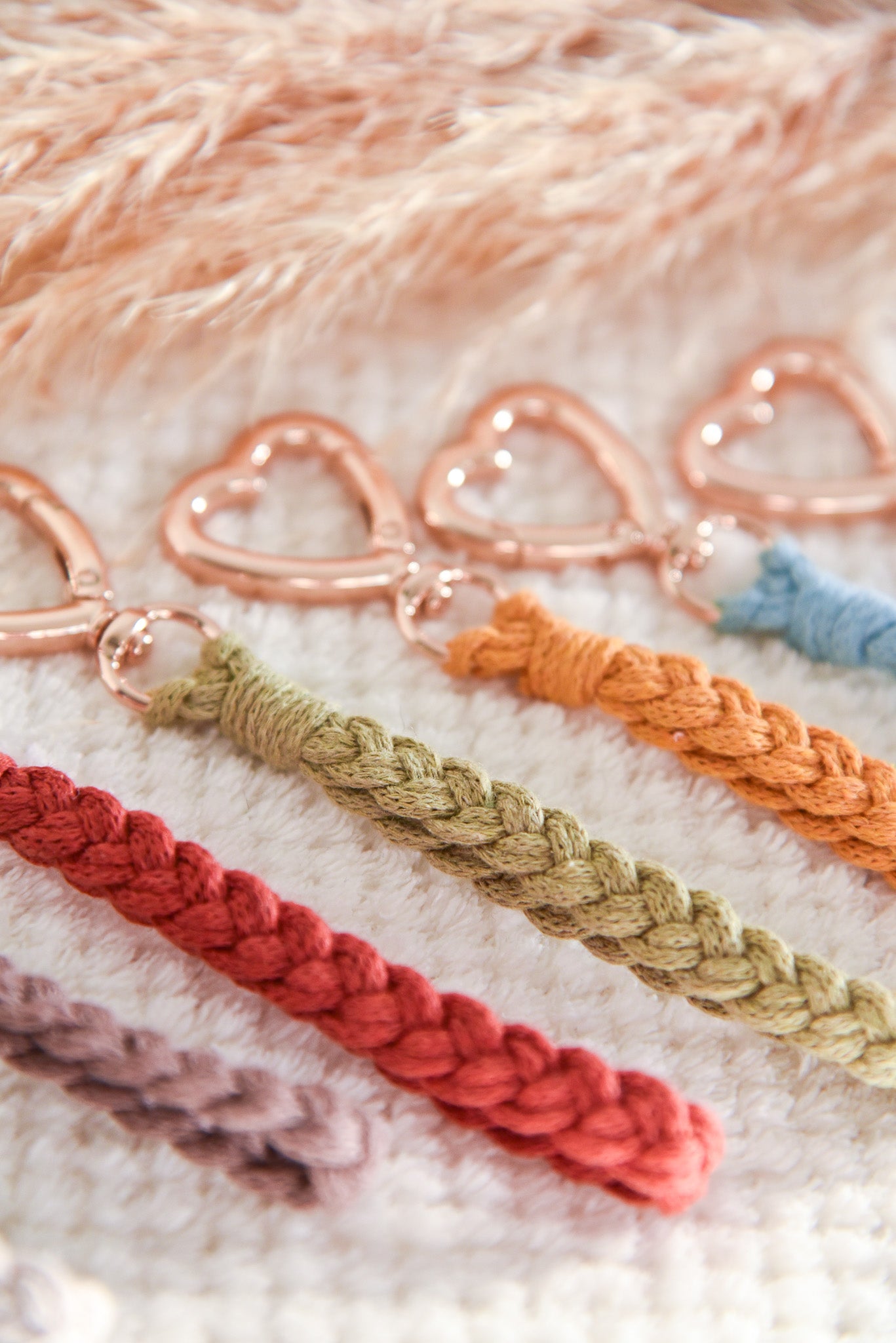 Porte clé macramé cœur simple