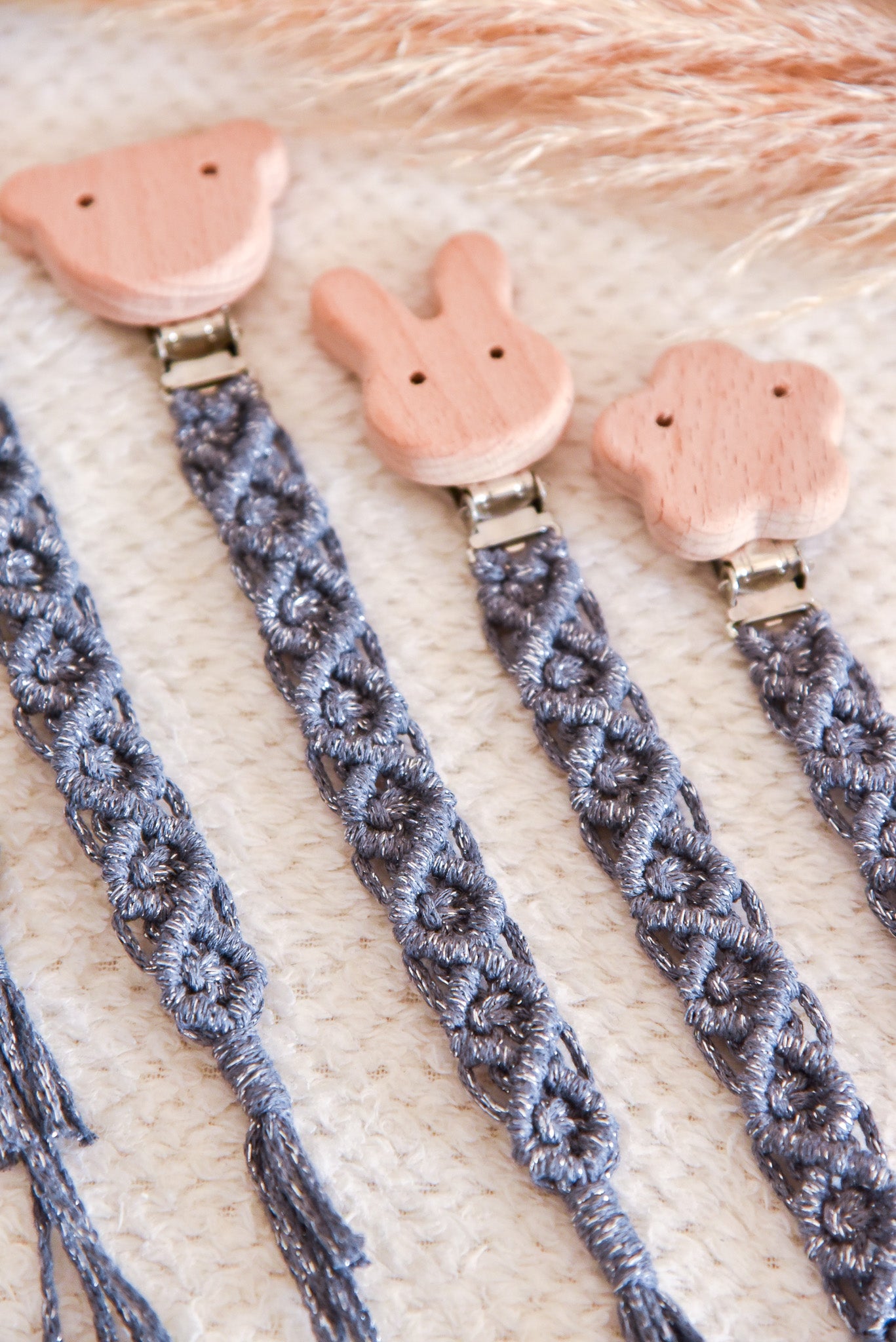 Attache tétine pailletée simple