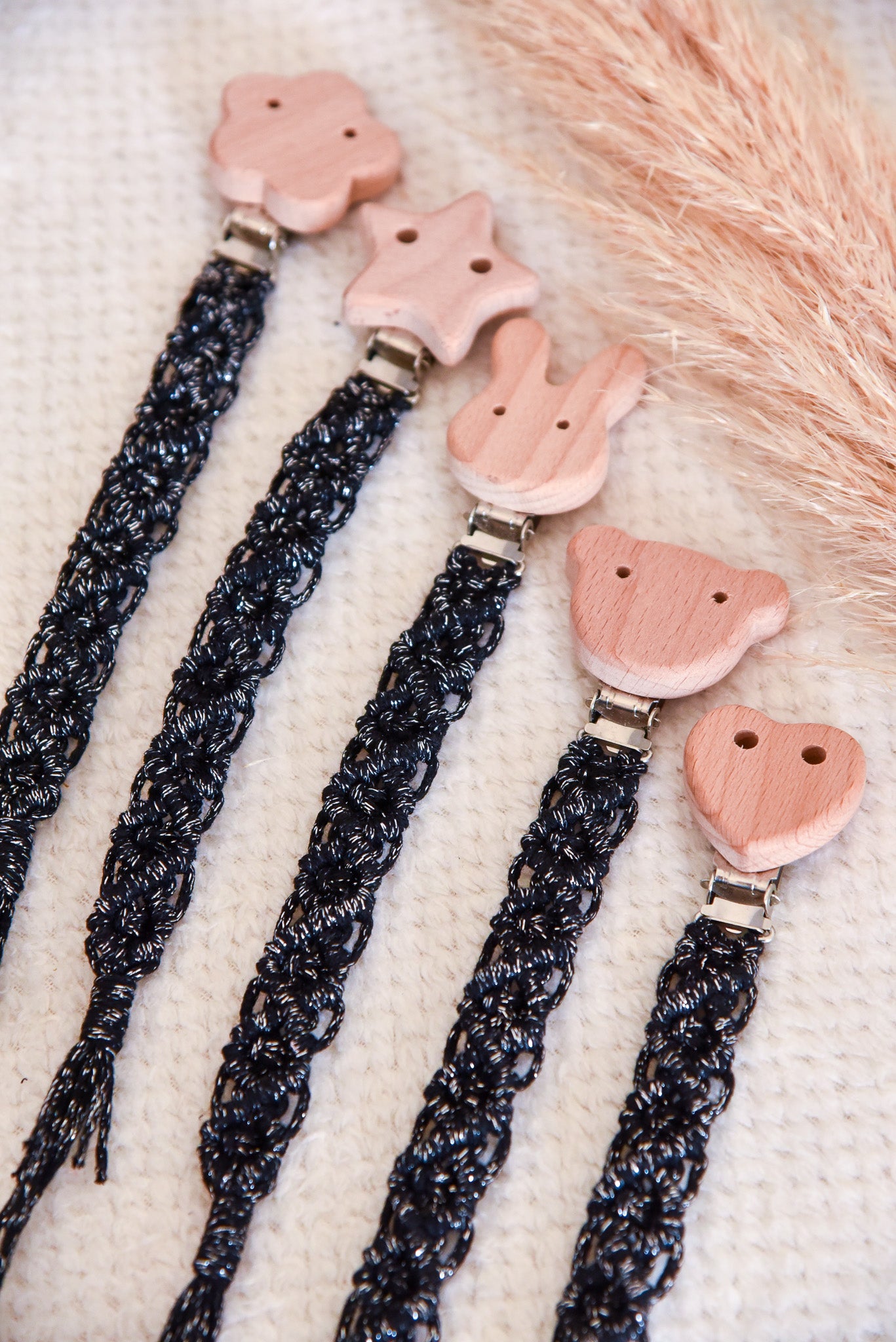 Attache tétine pailletée simple