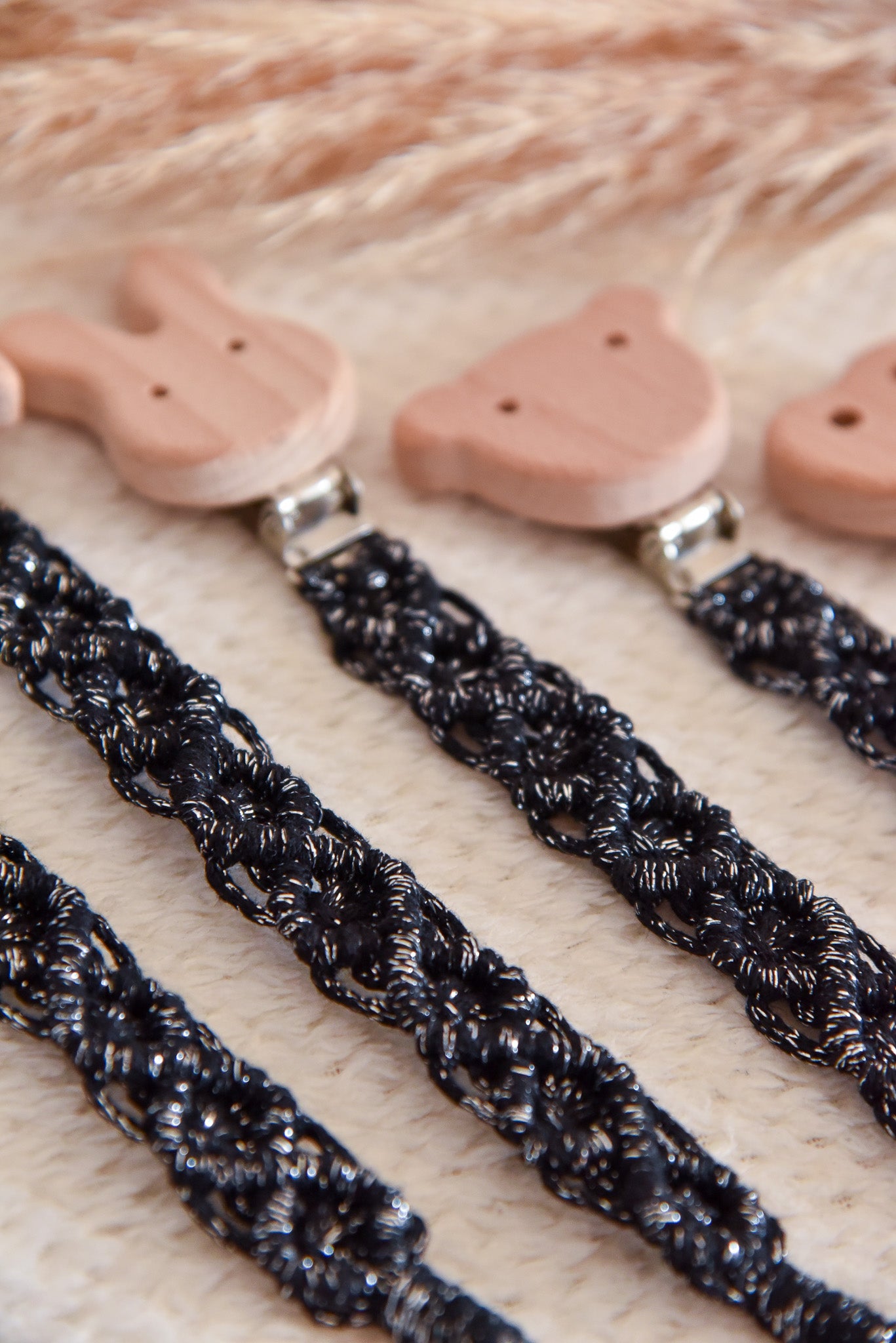 Attache tétine pailletée simple