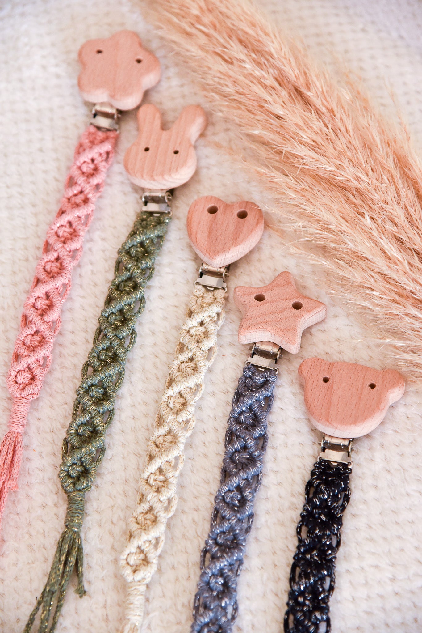 Attache tétine pailletée simple