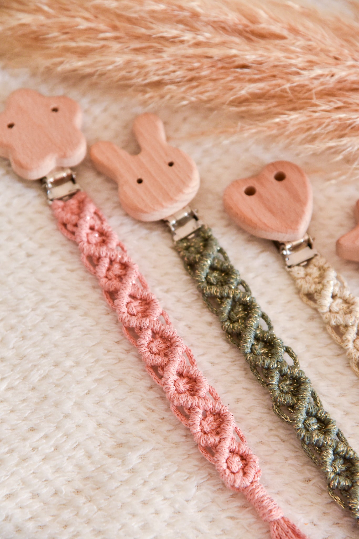 Attache tétine pailletée simple