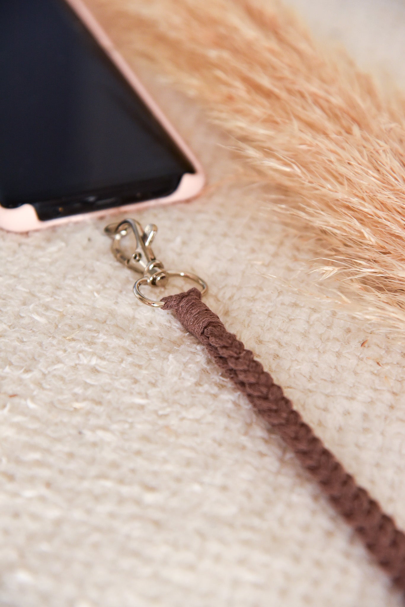 Collier attache téléphone PETIT MODELE simple