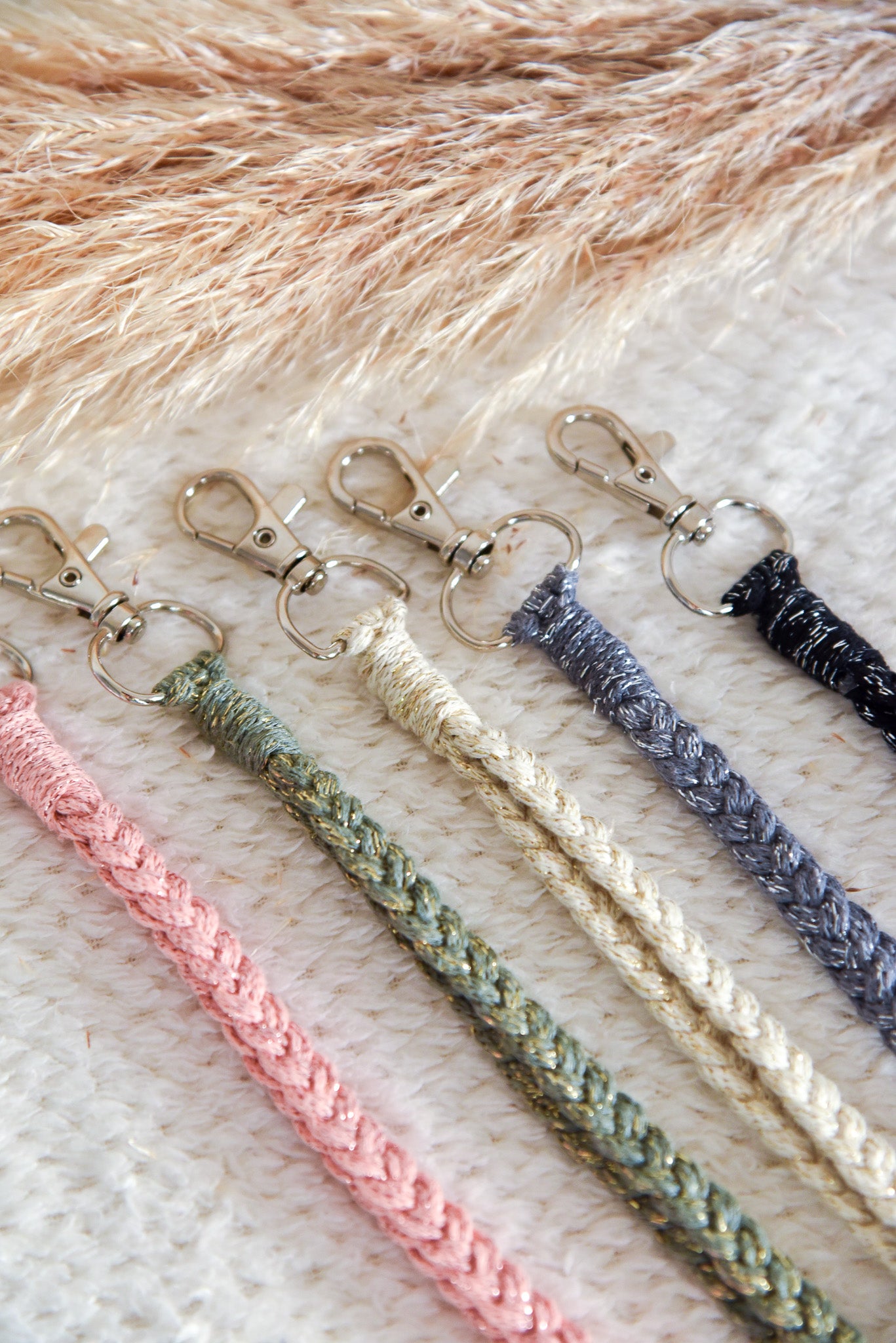 Collier attache téléphone GRAND MODELE simple pailleté